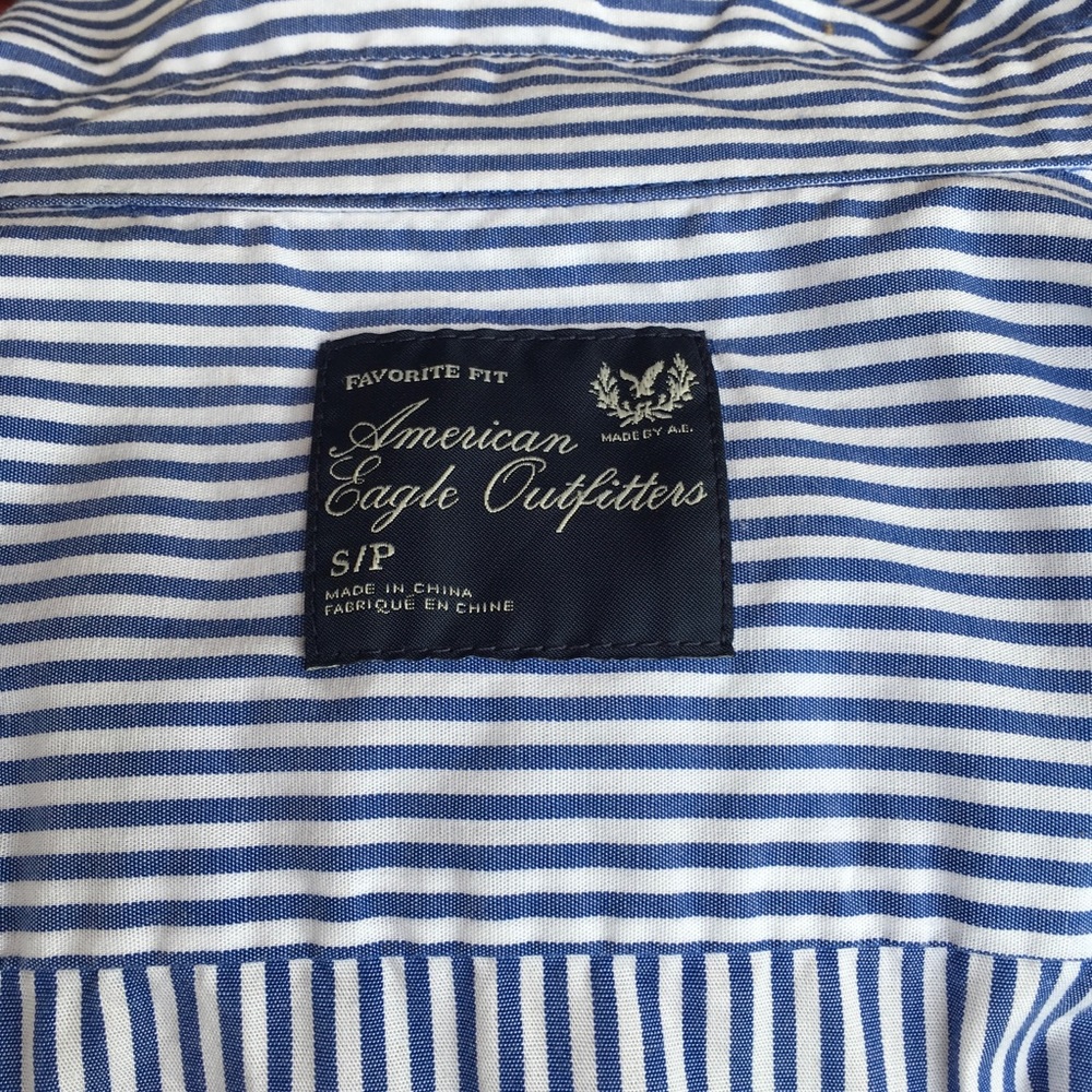 NWOT SHIRTTAIL HEM PINSTRIPE BLOUSE - Picture 4 of 7